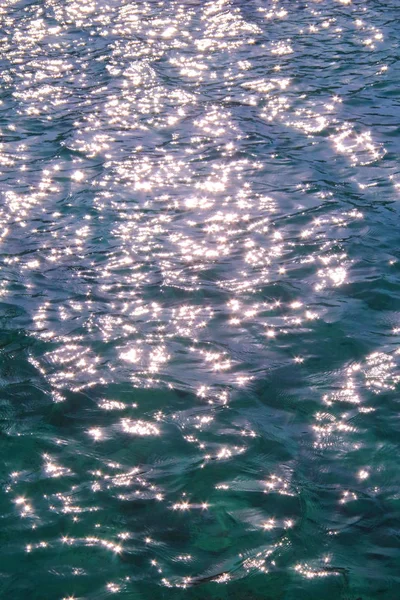 Світло на морському тлі. Хвилі. Боке . — стокове фото