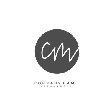Kimlik ve logo için el yazısı CM C M. El yazısı ve imza tarzıyla vektör logo şablonu.