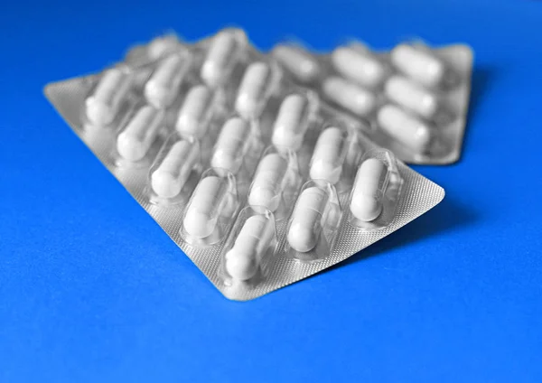 Hap ve yasadışı uygulamaları doping için başka bir uyuşturucu. Eczane antibiyotik ve antidepresan.