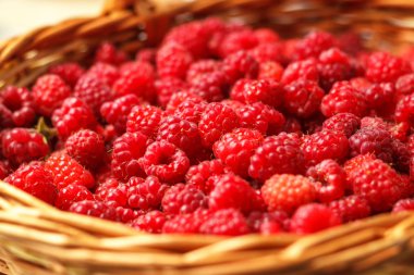 Taze ahududu sepet. Gıda-arka plan