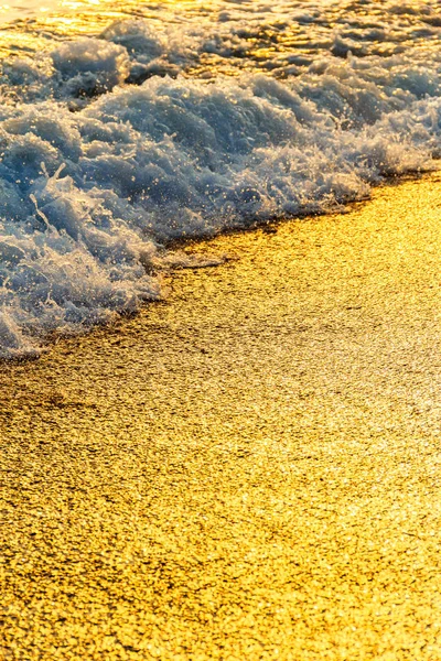Sea Wave Water Foam Runs Shore Sunset Background Texture — Stock Photo, Image