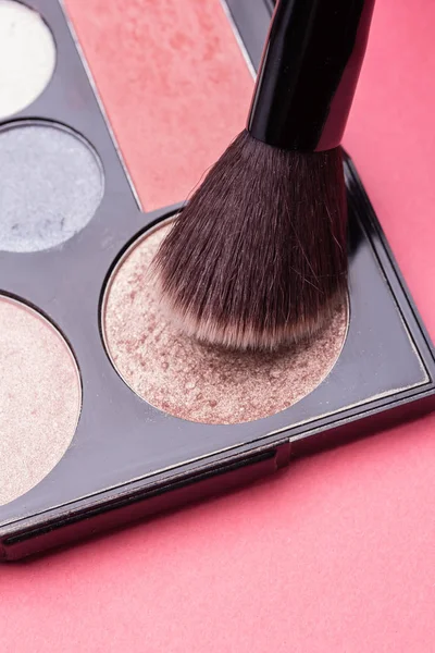 Borste För Make Över Uppsättning Kosmetiska Pulver Närbild — Stockfoto