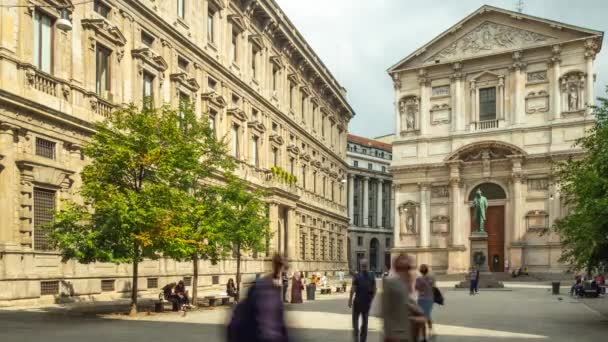 Zonnige dag Milaan stad centrum alexander manzoni vierkante panorama 4 k tijd vervallen Italië — Stockvideo