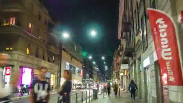 Iluminación nocturna milan street walk panorama 4k time lapse italia — Vídeos de Stock
