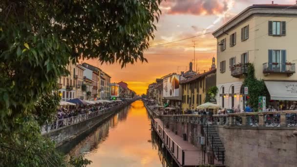 Milan sunset ripa di porta ticinese grand canal panorama 4k time lapse italy — стоковое видео