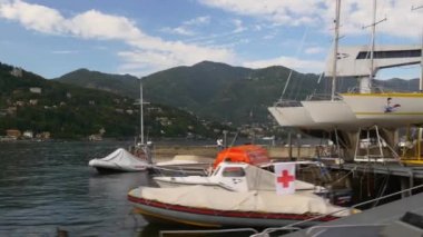 Küçük köy Bellagio adlı dock
