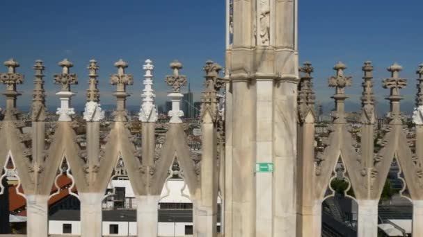 Turistas no telhado da Piazza del Duomo — Vídeo de Stock