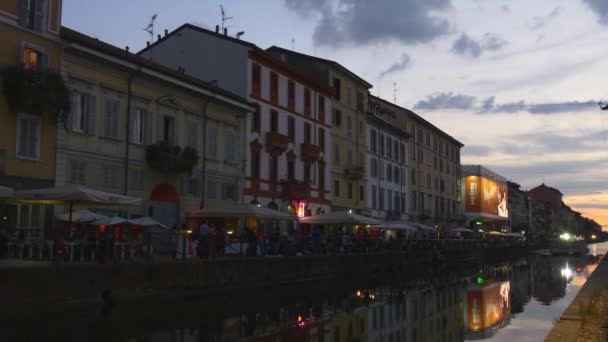 Canal de navigli lombardi — Vídeo de stock