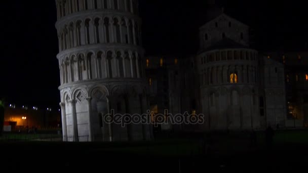 Torre pendente in Piazza Duomo — Video Stock