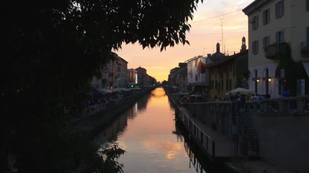 Navigli lombardi canal — Stockvideo