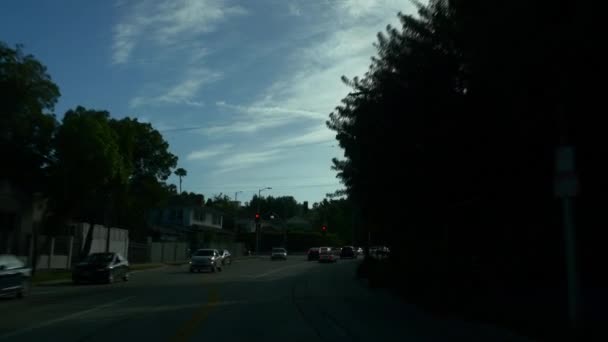 Crossroad traffic in Los Angekes — Stock Video