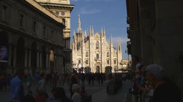 Italien sonniger Tag berühmt Mailand Stadt Piazza Cordusio Straße Platz Panorama 4k — Stockvideo