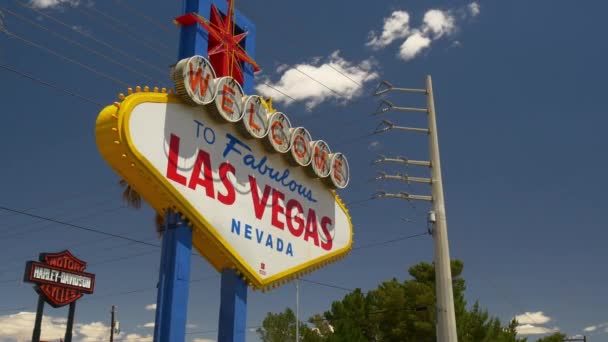 Welcome to Las Vegas sign — Stock Video