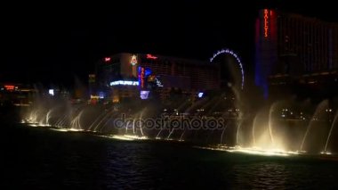 Bellagio hotel ve çeşmeler dans