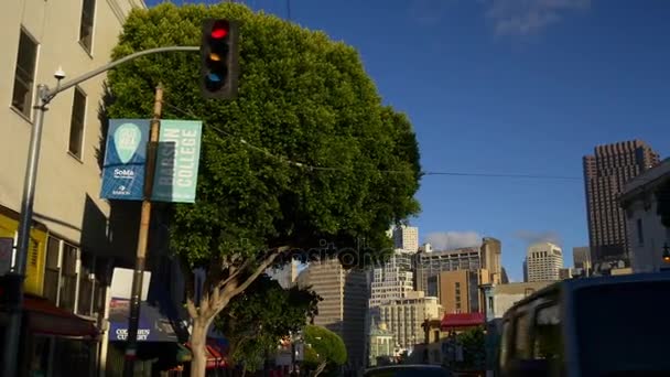 Перехрестя трафіку в Сан-Франциско — стокове відео