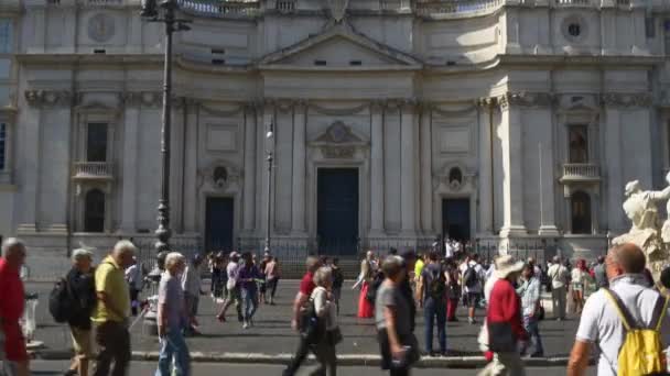 Fuente del viejo barco en la plaza española — Vídeo de stock