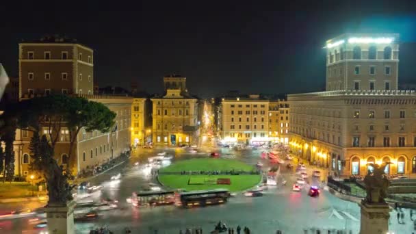 Ρώμη κυκλοφορίας το βράδυ — Αρχείο Βίντεο