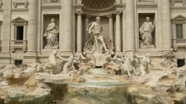 Antika fontaine i Rom — Stockvideo
