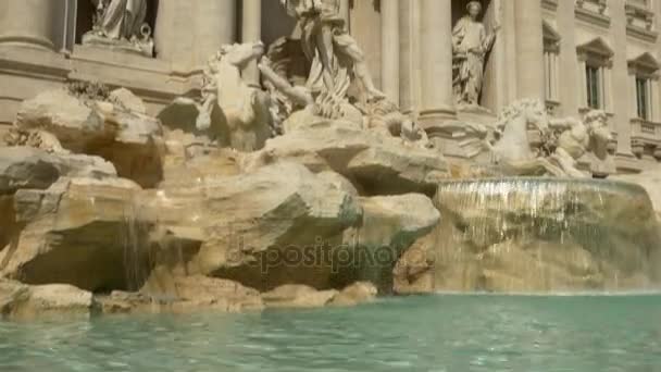 Starověké fontaine v Římě — Stock video