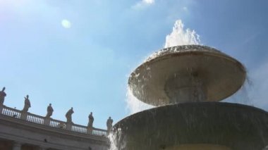 Fontain Saint Peter's Meydanı