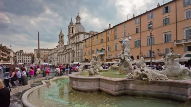 Italia verano día roma famosa piazza navona fuente panorama 4k time lapse — Vídeo de stock