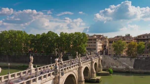 Italia verano día roma famoso castillo del santo ángel puente panorama 4k time lapse — Vídeos de Stock