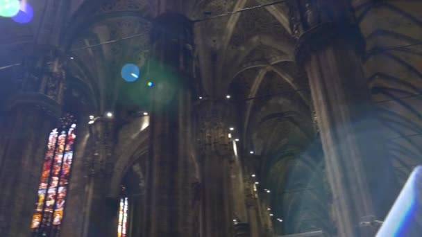 Berömda duomo katedralen interiör — Stockvideo