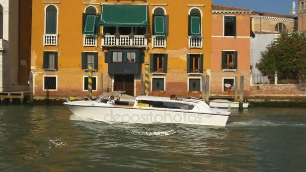 Bela vista do Canal Grande — Vídeo de Stock