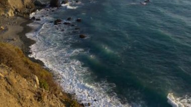 California kıyı şeridinde Big Sur