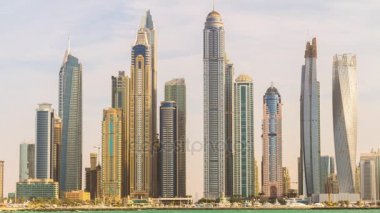 Dubai Yat Limanı binalar panorama