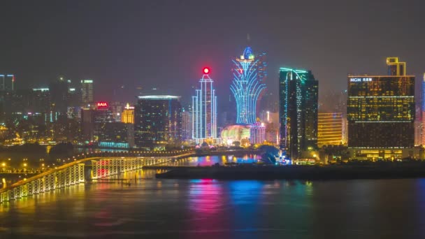 Nachtverkehr auf Macau-Taipa-Insel — Stockvideo