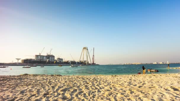 Dubai praia lagoa panorama — Vídeo de Stock
