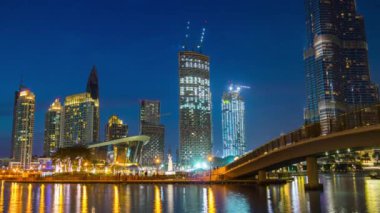 Dubai'deki Burj Dubai gece