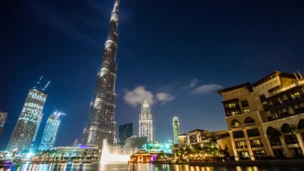 Burj khalifa à dubai la nuit — Video