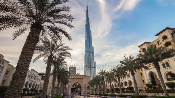 Burj Khalifa in Dubai — Stock Video
