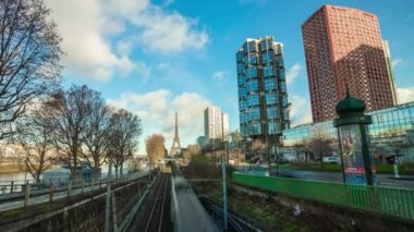 Paris Yeraltı Metro tren
