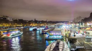 Paris'te Seine Nehri, gece