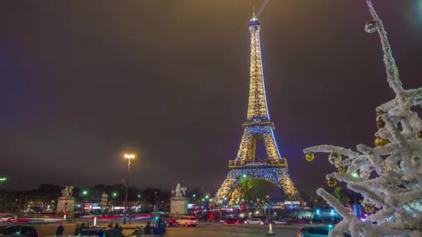 Torre Eiffel à noite — Vídeo de Stock