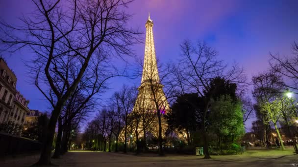 Torre Eiffel en París — Vídeos de Stock