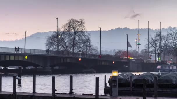 Ciudad zurich panorama del tráfico fluvial — Vídeo de stock