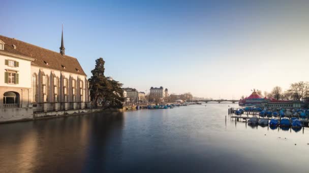 Flusslimmat im Zentrum von Zürich — Stockvideo