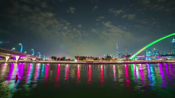 Известный мост Дубайского канала — стоковое видео