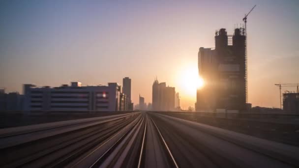 Dubai metro vlak vyšší světlá — Stock video