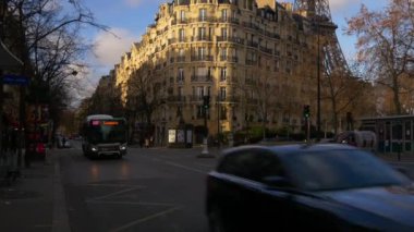 Paris gündüz Rating