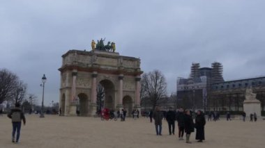Paris Zafer Kemeri