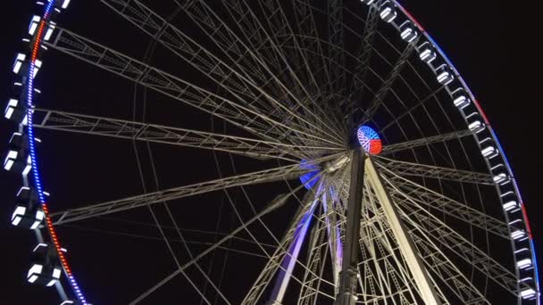 Rueda de la fortuna en la plaza del Concorde — Vídeos de Stock