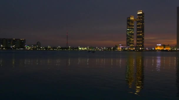 Panoramatický výhled na město Abú Dhabí — Stock video
