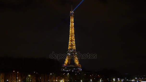 Torre Eiffel di notte — Video Stock