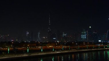 Dubai Yat Limanı binalar panorama