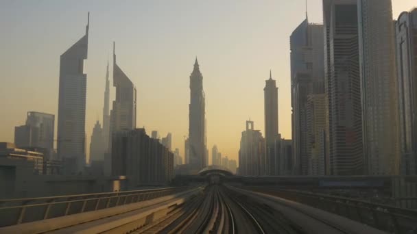 Dubai metro hög tågresa — Stockvideo